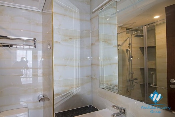 A modern serviced apartment with gorgeous lake view for rent in Truc Bach Island